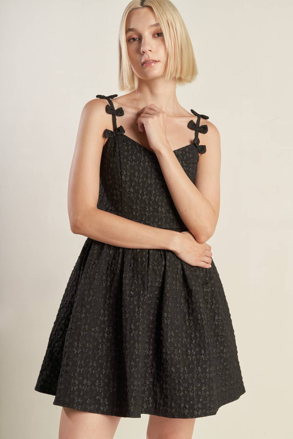 COVETED SWEETNESS BOW DETAIL MINI DRESS