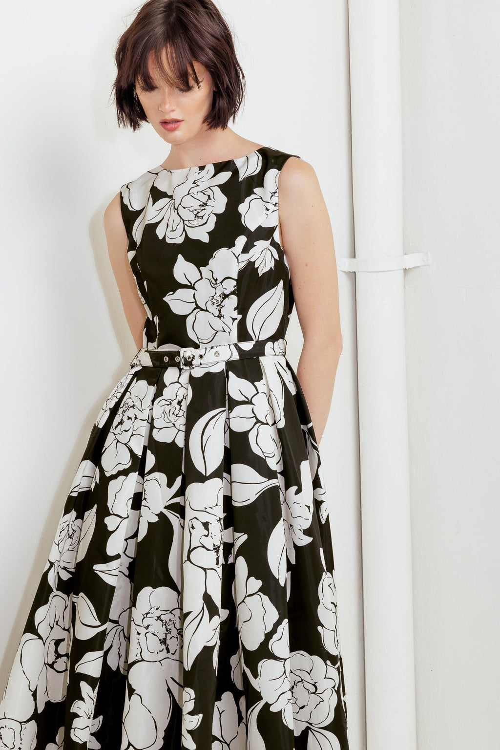 SILENT HEART BLACK FLORAL MIDI DRESS