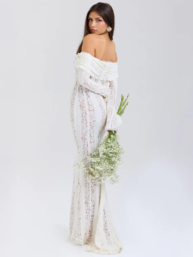 Women's Off-Shoulder Lace Flowing Silhouette Maxi Dress ¨C Elegant Long Sleeve Occasion Gown