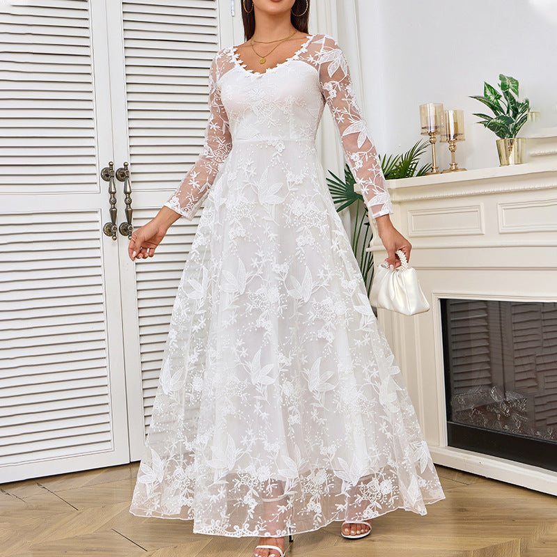 Women's Elegant Lace Detailed Wedding Dress With Voluminous Skirt ¨C Princess Bridal Gown