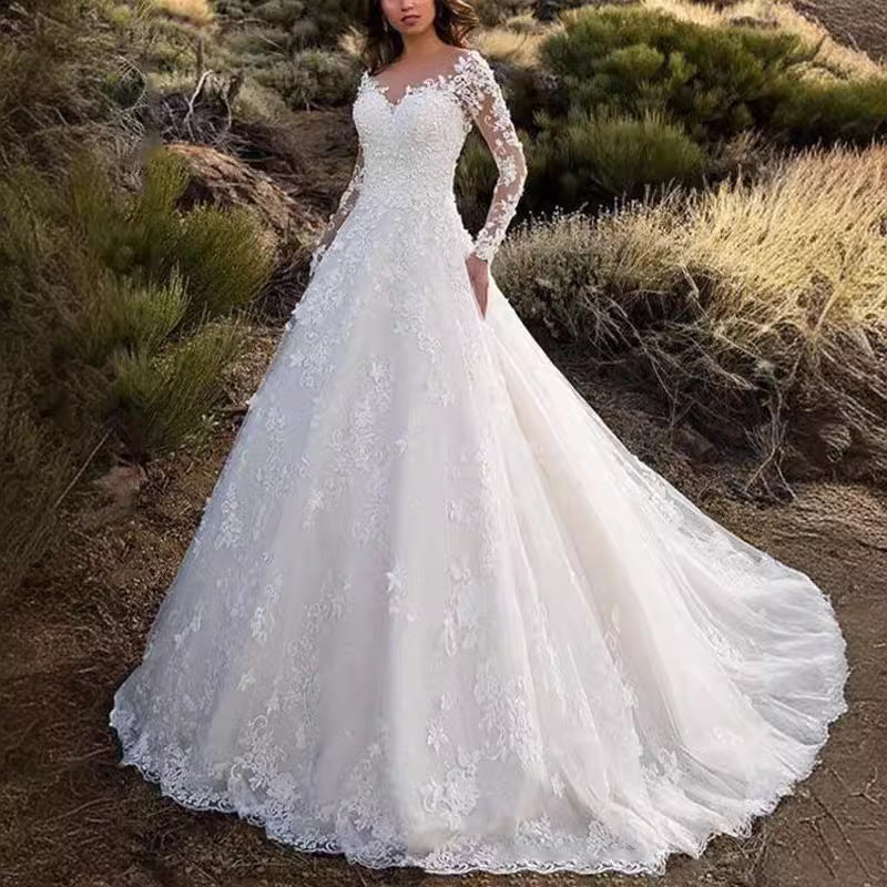 Women's Elegant Lace Detailed Wedding Dress With Voluminous Skirt ¨C Princess Bridal Gown
