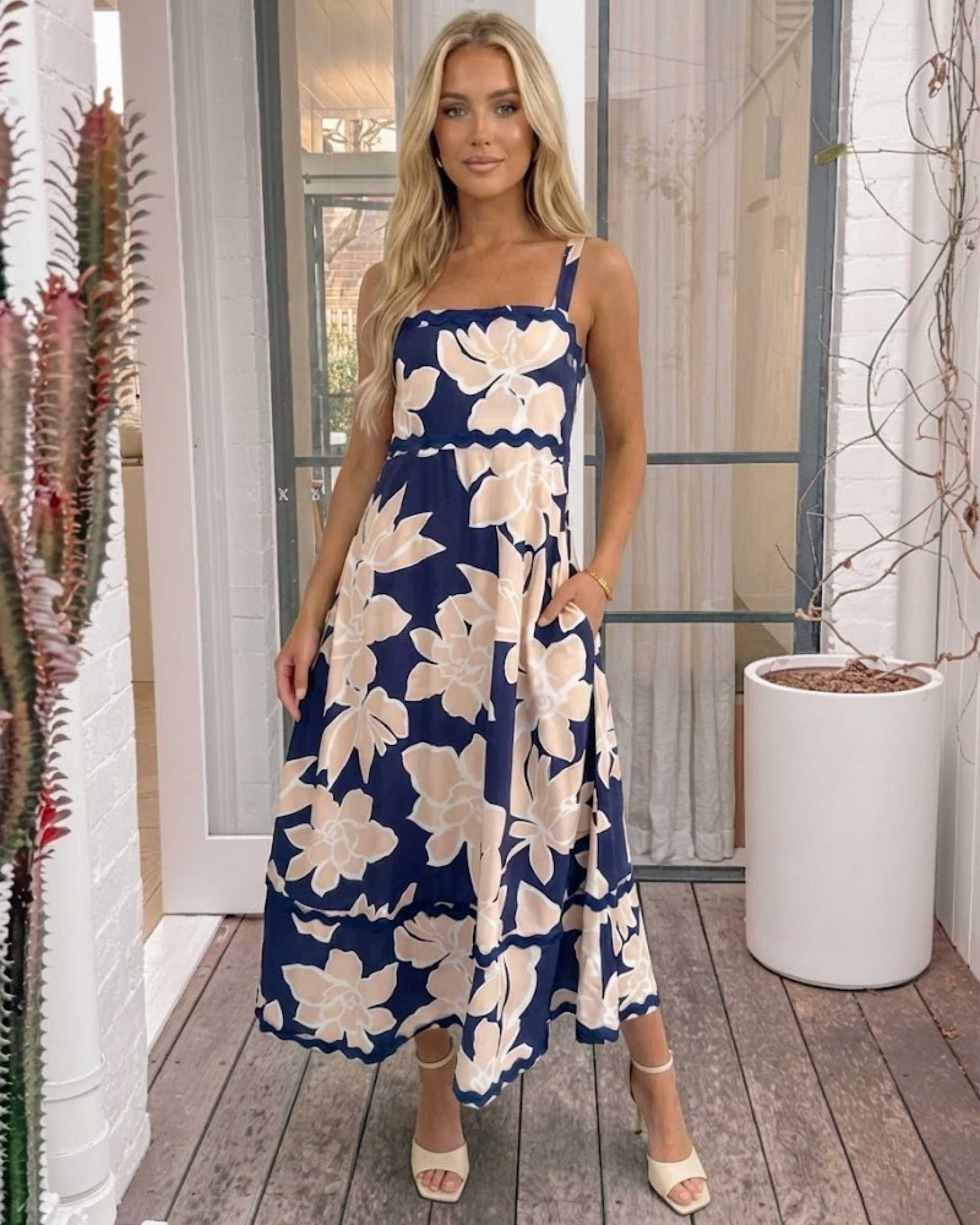 Orluna Dress - Navy Floral