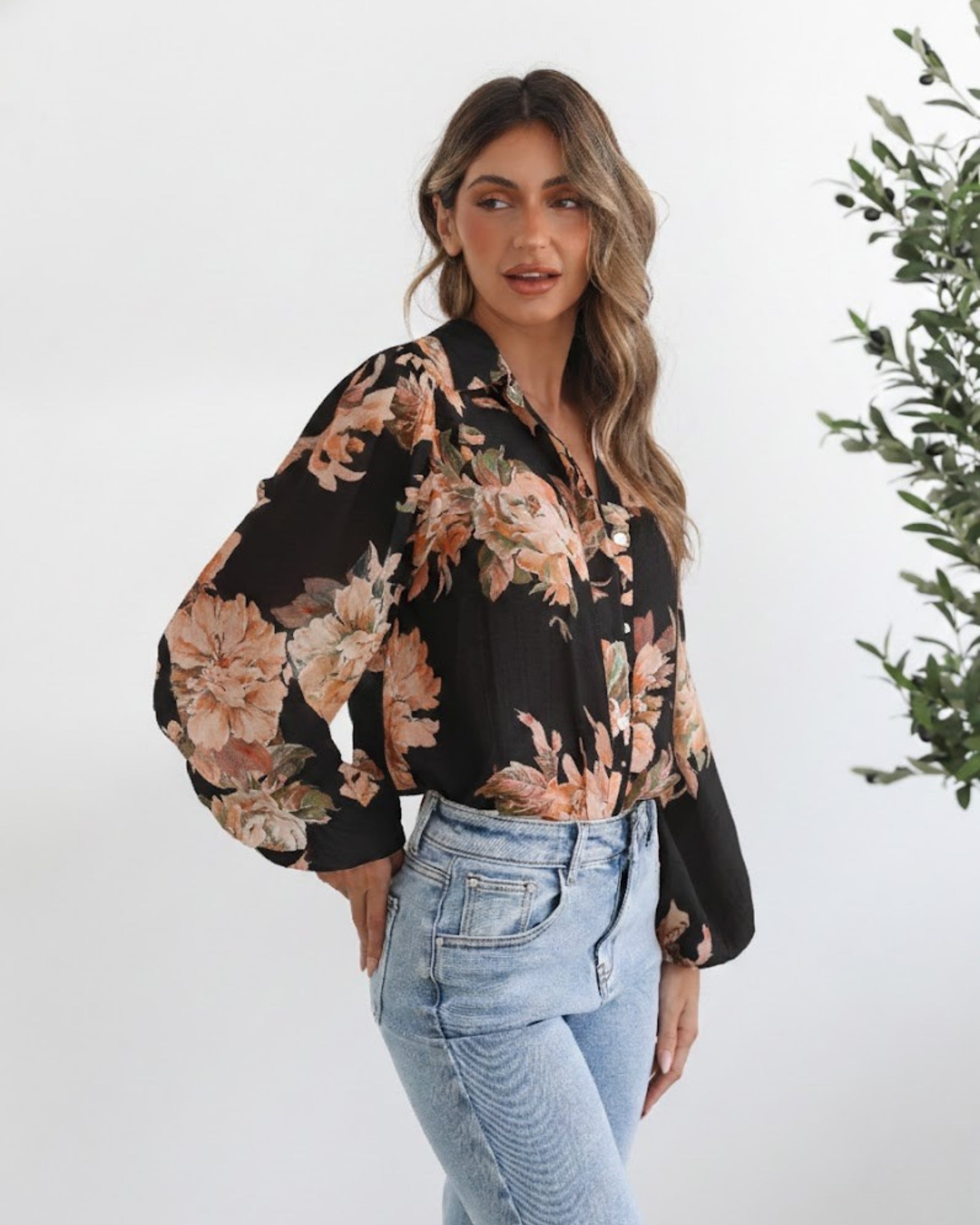 Veiga Blouse - Black Floral