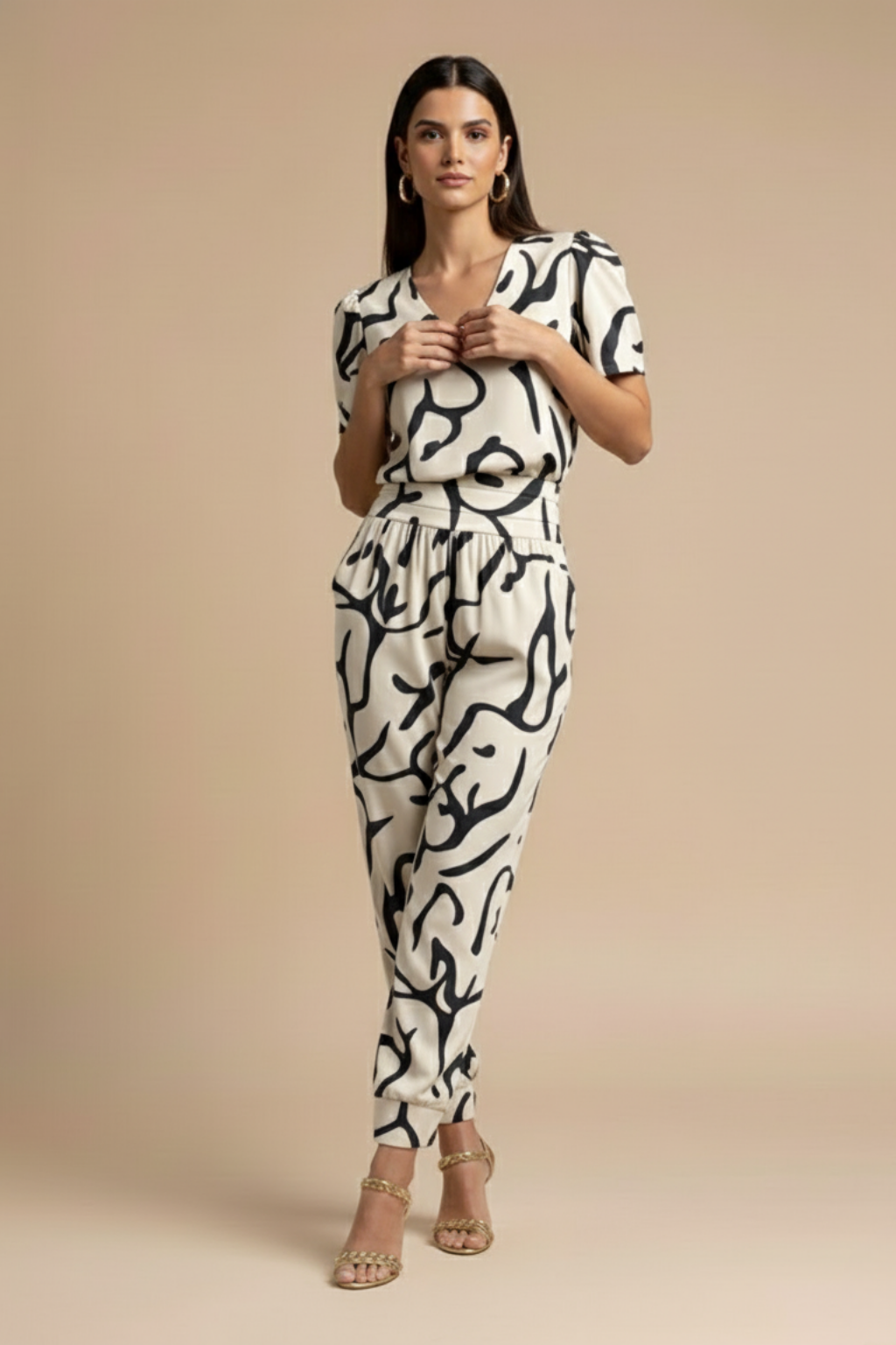 Women's Blouse and Trousers Set ¨C V-Neck Short Sleeve Top with Patterned Straight-Leg Trousers for Smart Casual Wear