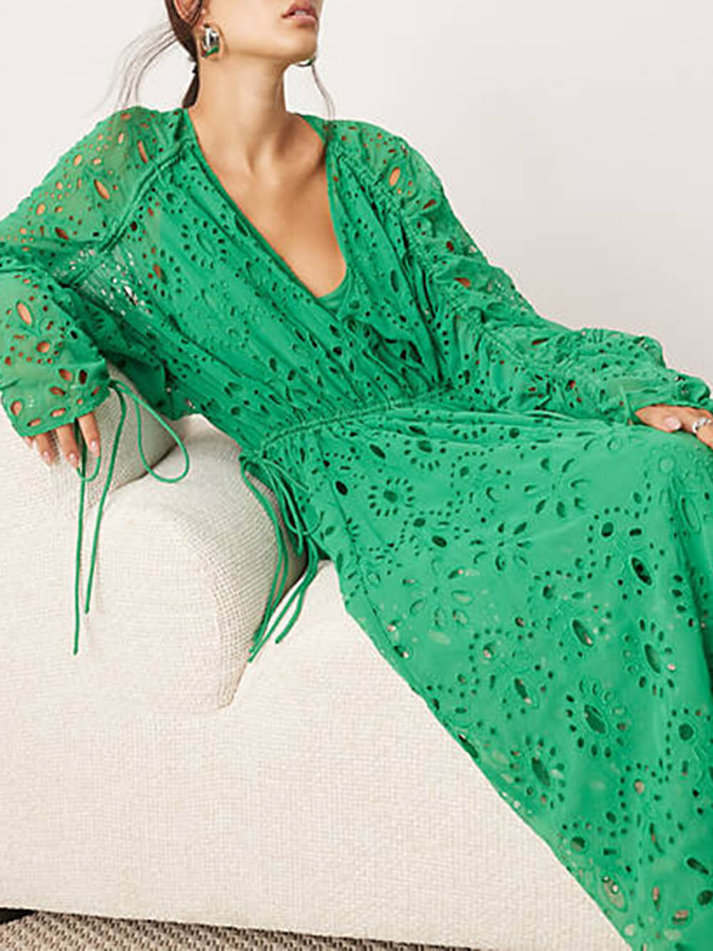 Women's V-Neck Oversize Maxi Lace Dress With Gathered Waist ¨C Elegant Flow Dress